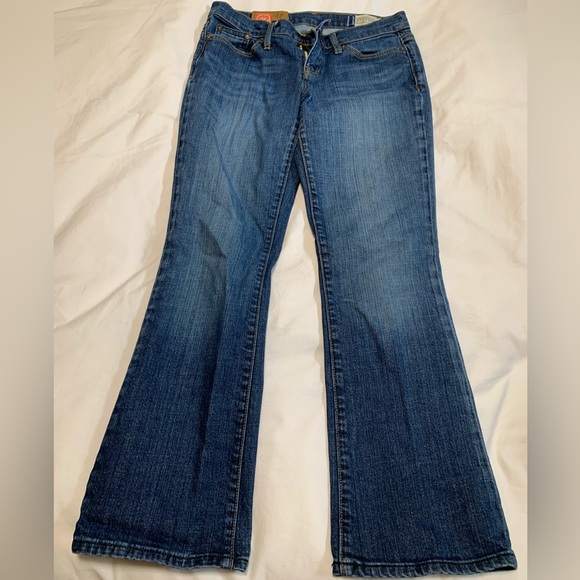 Levi's Blue Denim Jeans - Picture 2 of 8